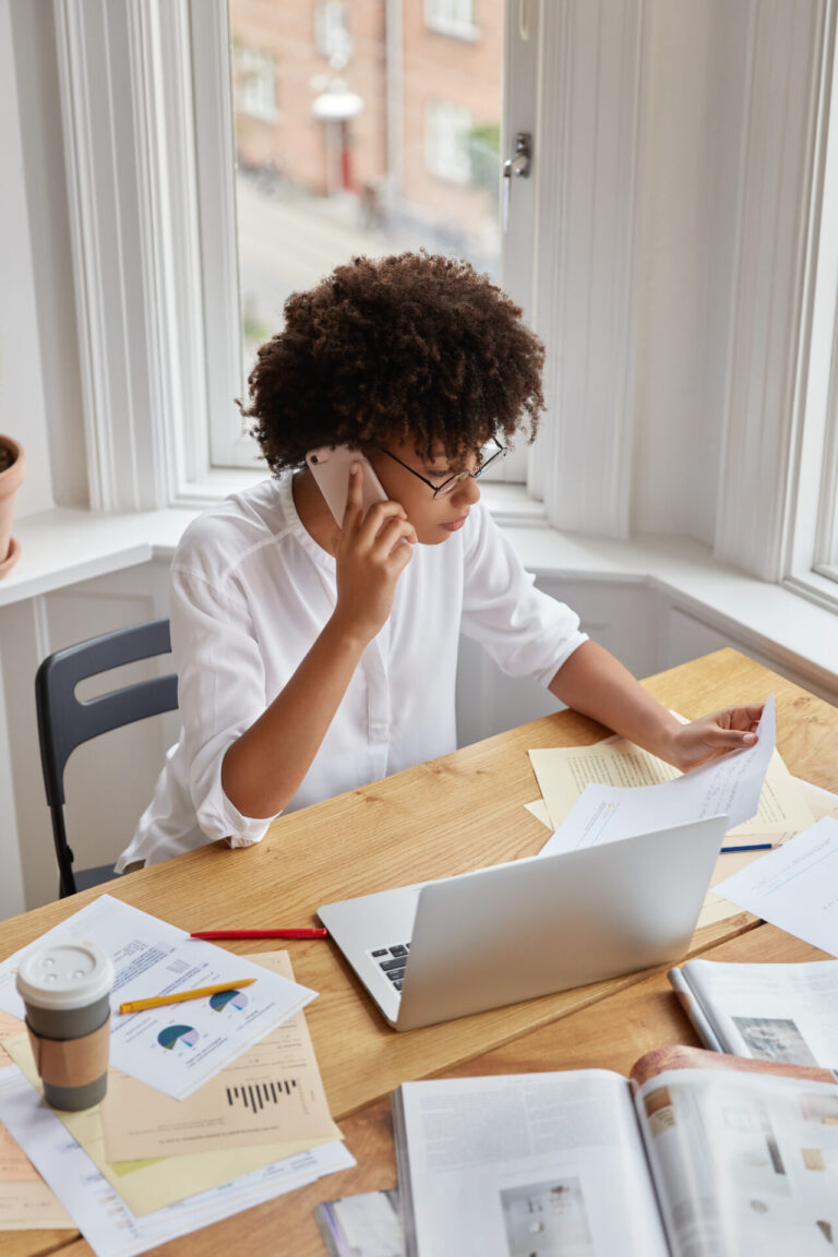 Saiba como o trabalho síncrono e assíncrono funcionam