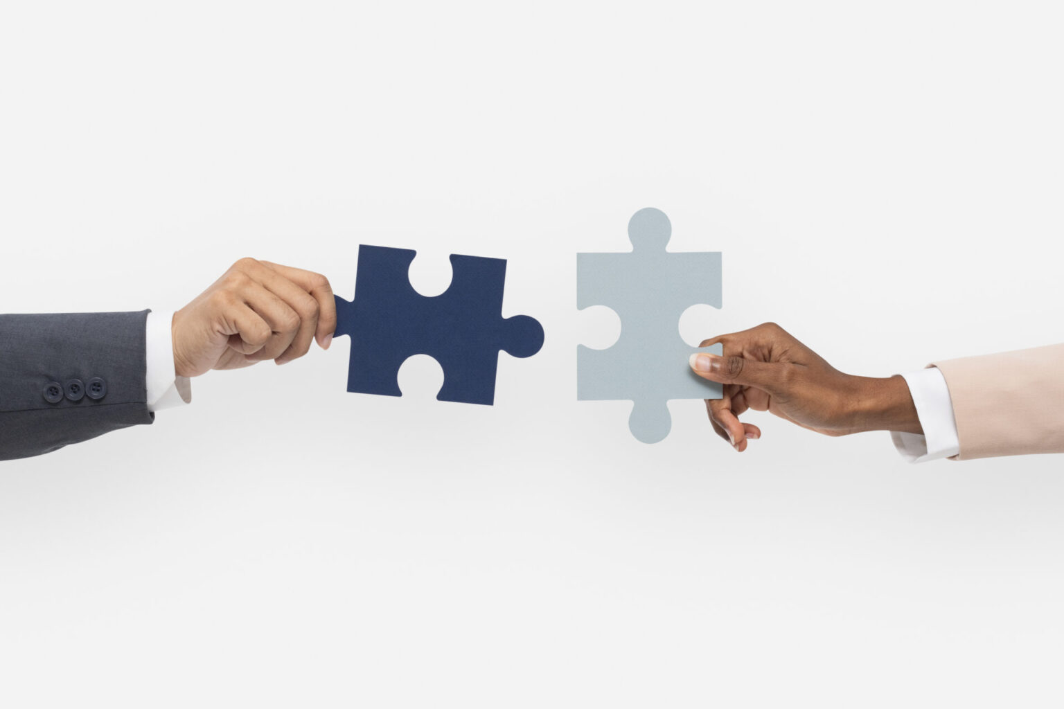 integração de VoIP com CRM e WhatsApp