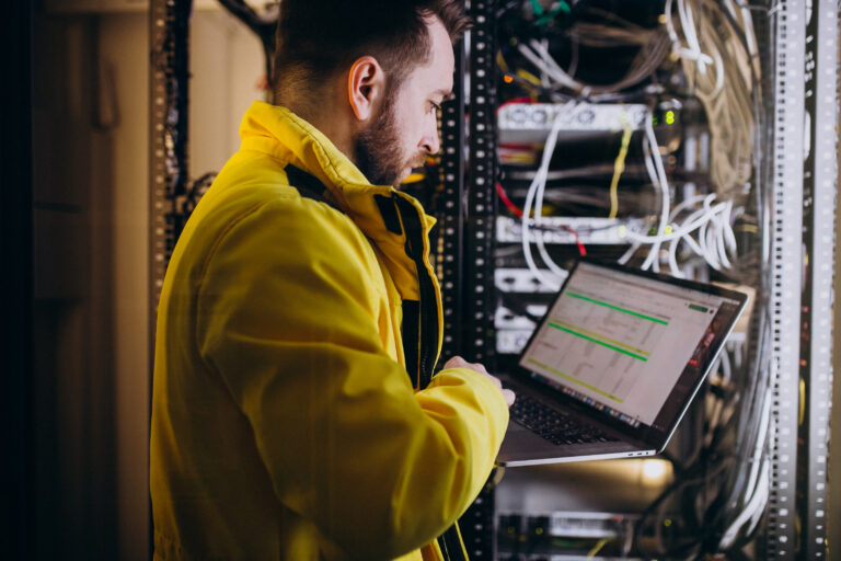 Latência, jitter e perda de pacotes como afetam suas ligações VoIP